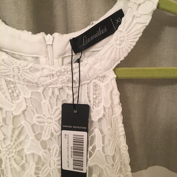 White Lace Floral Sleeveless Dress - Picture 3 of 3